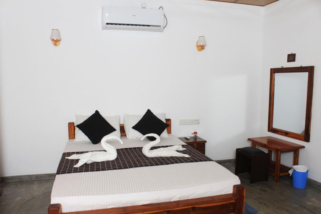 Joshua'S Cottage Σιγκιρίγια Εξωτερικό φωτογραφία